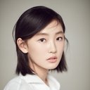 Zhou Yiran als Hospital nurse (segment "Passing By")