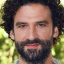 Sébastien Pouderoux als Romain