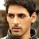 Karan Taluja als Kunal Khanna