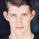 Trevor Newlin als Xenomorph