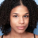 Luz Ozuna als Anna
