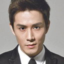Nathan Lee als Lee