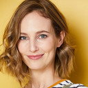 Michelle M. Oliver als Jean