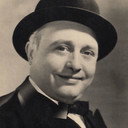 Johan Elsensohn als Mr. Herman
