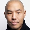 Hoon Lee als Floor Manager