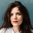 Emilie Charriot als Tiffany