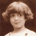 Régine Dumien als 