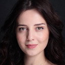Tuğba Tutuğ als Ayse Kiliç