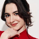Hannah Cruz als Gussie Carnegie