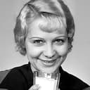 Betty Mack als Law Office Receptionist