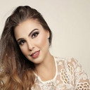Inas Nour als 