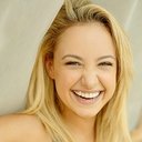 Brittney Wilson als Crystal (voice)