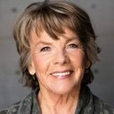 Kathi Leitner als Mrs. Mayerhofer
