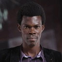 Emmanuel Ilemobayo als Simon