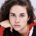 Aina Picarolo als Nina (Young)