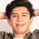Daniel Sosa als Pako (voice)