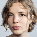Alix Henzelin als Alex