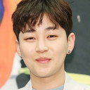 딘딘 als Self