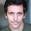 Arnaud Préchac als El profesor de francés