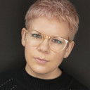 Tracy Dawson als Deimata