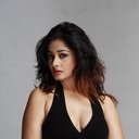 Kiran Rathod als Vasundhara Devi