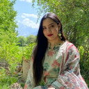 Mishkaat Saadat als Sakina