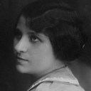 Katy Kaclová-Vališová als 