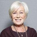 Eilish O'Carroll als MJ