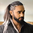 අකිල ධනුද්දර als Sinhaya