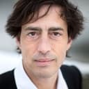 Todd Charmont als Frank