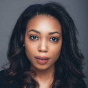 Tiffany Hayes als Leila
