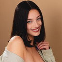 Taylor Anne Danehower als Alyssa (segment "Death Tone")