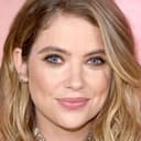 Ashley Benson als Caitlin Quinn