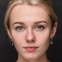 Александра Хромова als Ксюха