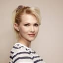 Claudia Lee als Liza