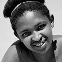 Dolly Rathebe als Mrs. Kumalo