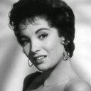 Linda Cristal als Elena de la Madriaga