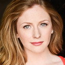 Charlotte Arnold als Sally Christianson