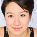 Jade Barshee als Justine, professeure de français