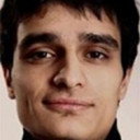 Viktor Stepanyan als Robert Melkonyan