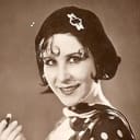 Amelia Muñoz als Telefonista