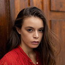 Francesca Colucci als Elsa