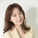 Song Sang-eun als Lee Mi-do