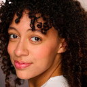 Ella Wesson als Dina