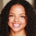 Sierra Pompey als Nervous Student