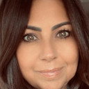 Lisa McCarthy als Self