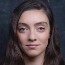 Merve Dizdar als Sekreter
