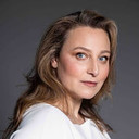 Elena González als 