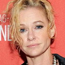 Shelby Lynne als Carrie Cash