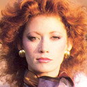 Tara Shannon als Redhead
